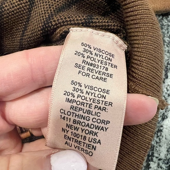 PHILOSOPHY black and brown boxy sweater it’s oversized sleeves - Picture 12 of 14